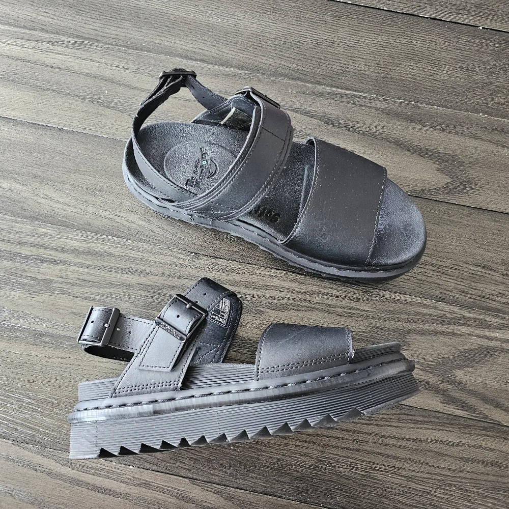 Dr. Martens Voss Sandals - Picture 2 of 8